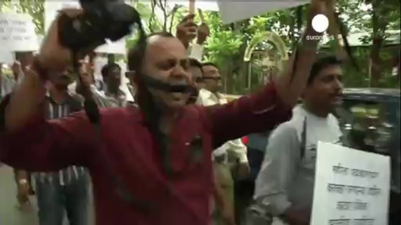 Five men arrested for Mumbai rape of photojourn...