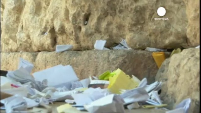 Retrait des prières du Mur des Lamentations