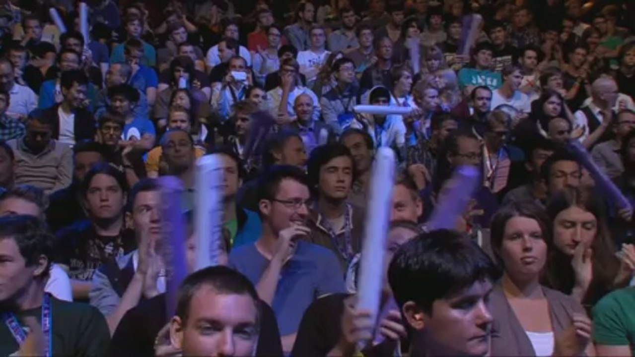 TaeJa vs Bomber - Game 1 - WCS 2013 Season 2 Finals RO4 Starcraft 2