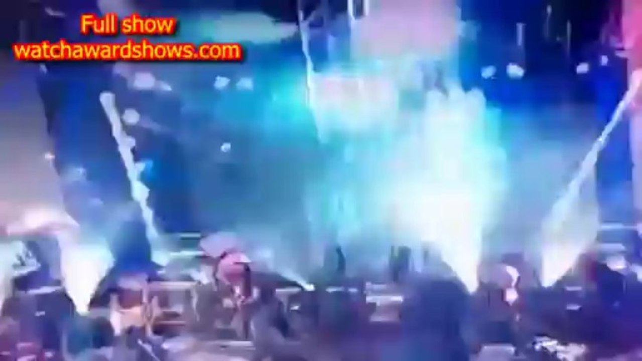 Jason Aldean performance MTV Video Music Awards 2013