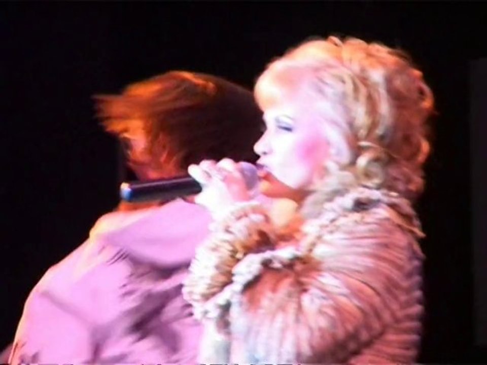 Светлана Разина - "Мегамикс" песен гр. Мираж _ театр Эстрады 2009г