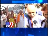 Praveen Togadia arrested in Ayodhya