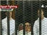 تأجيل محاكمة مرشد الإخوان ونائبيه بمصر
