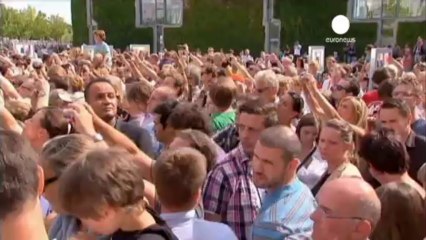 La cancillería alemana abre sus puertas a miles de...