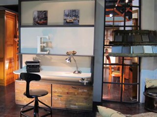 François Desile - lit et bureau escamotable tendance Récup !