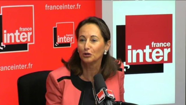 S. Royal : Il y a des compétences (militaires) qui pourraient être bien utilisées pour remettre les jeunes dans le droit chemin.