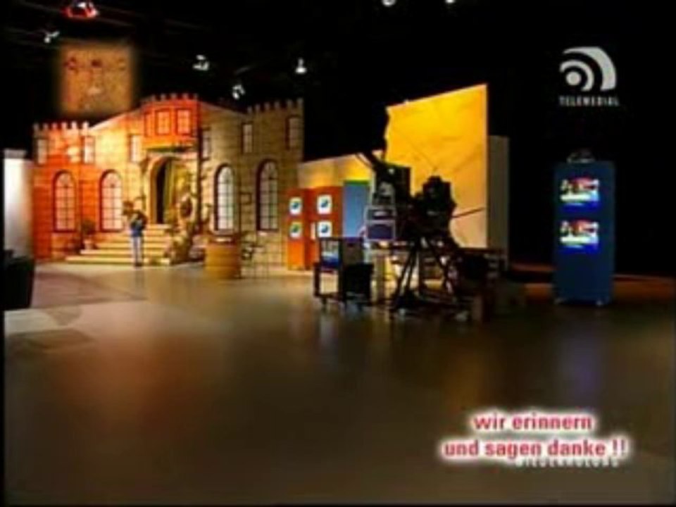 Einstürzende Deko bei Kanal Telemedial