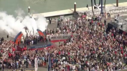 Ciao Luna Rossa, Louis Vuitton Cup a Team NZ