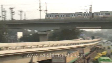 Delhi-kashmere gate-metro-I.S.B.T-11