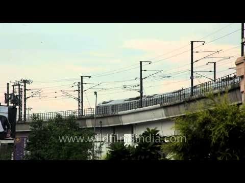 Shots of the Metro entering the Akshardham Station