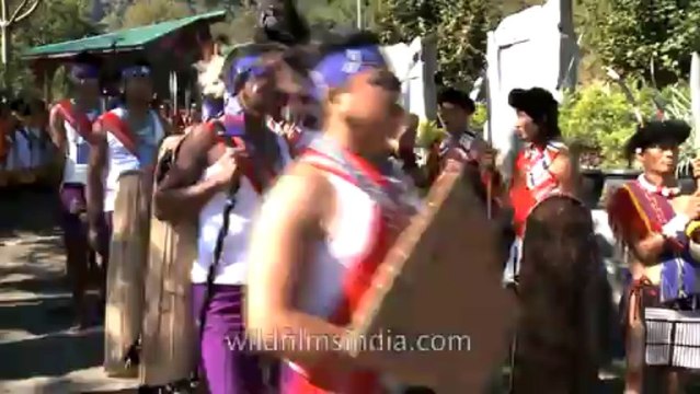 Nagaland-hornbill festival-cultural troop welcoming the chief guest-1