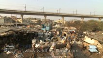 Okhla-metro station-market place-5