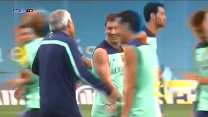 La plantilla del Barça con Messi se entrena de cara al partido de vuelta de Supercopa