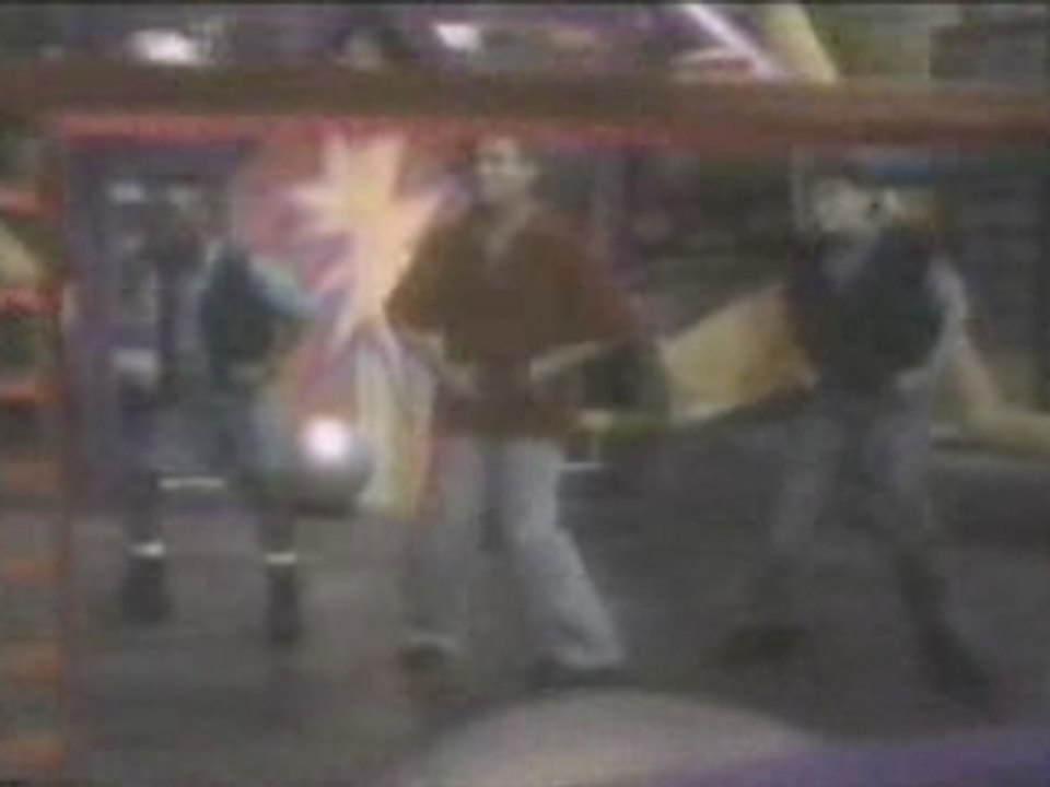 Britney Spears -  Don't Walk Away