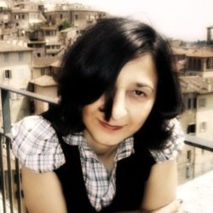 Lia Manzi - Ali