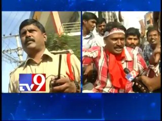 Samaikyandhra agitations continue in Anantapuram on 27th day