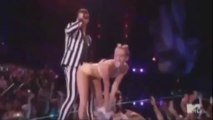 Miley cyrus twerks on Robin thicke! MTV VMA's 2013