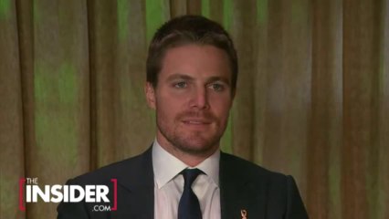 2013.08.18 Stephen Amell @ Interview - TheInsider