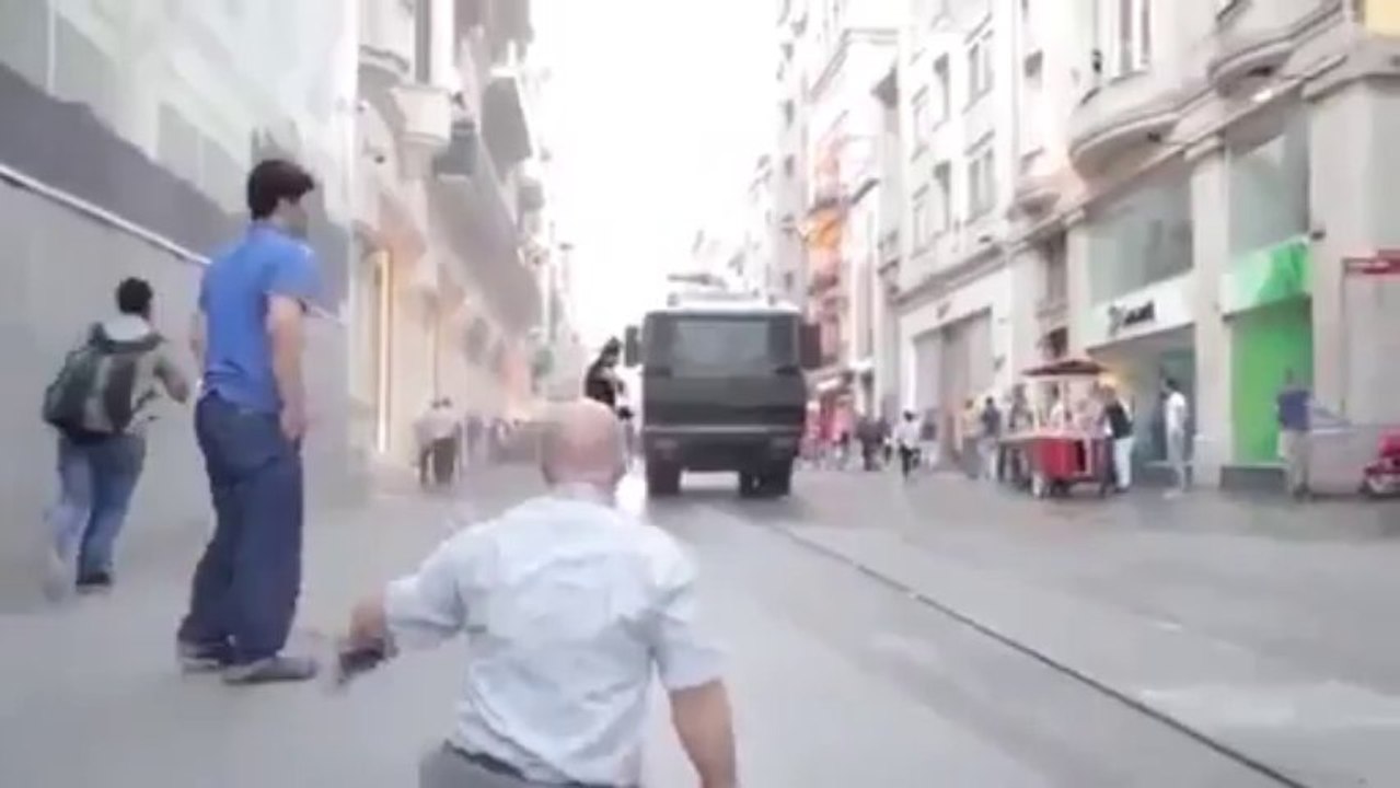 Istiklalde Engelli Vatandasin Isyani