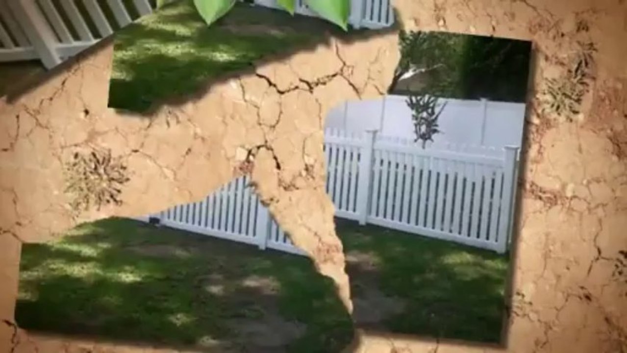 privacy vinyl fence