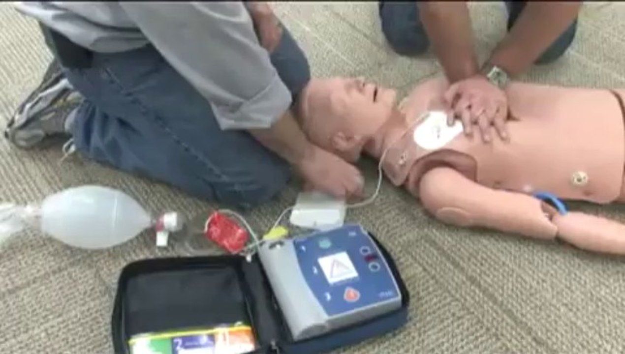 AED Training - CPR, PALS, ACLS, First Aid Training Tutorial