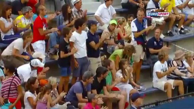 Amerika acik : Mladenovic v Medina Garrigues