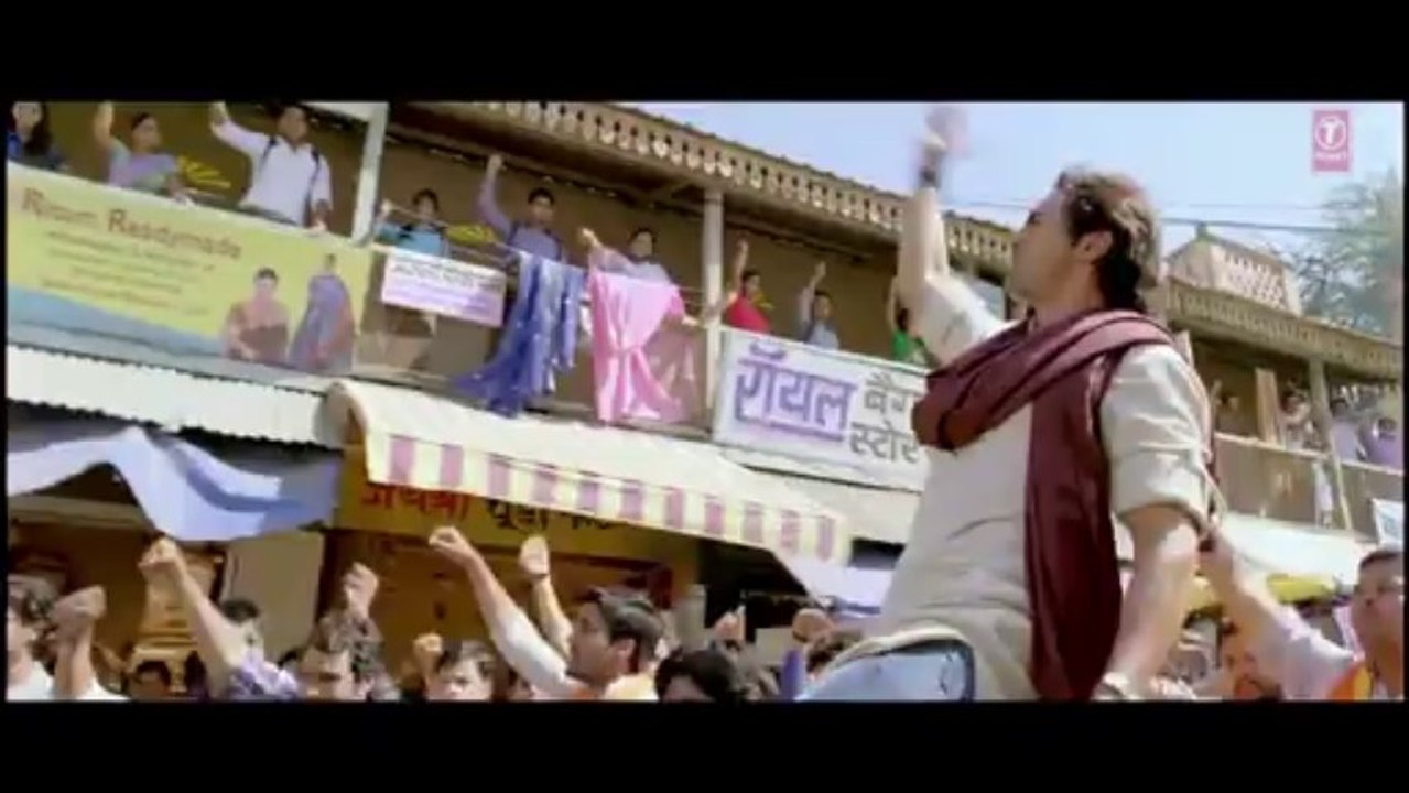 Janta Rocks Video Song - Satyagraha; Amitabh Bachchan, Ajay Devgn, Kareena Kapoor, Arjun Rampal