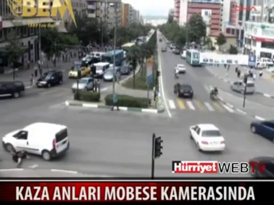 BURSA mobese kameralarından akılalmaz trafik kazaları