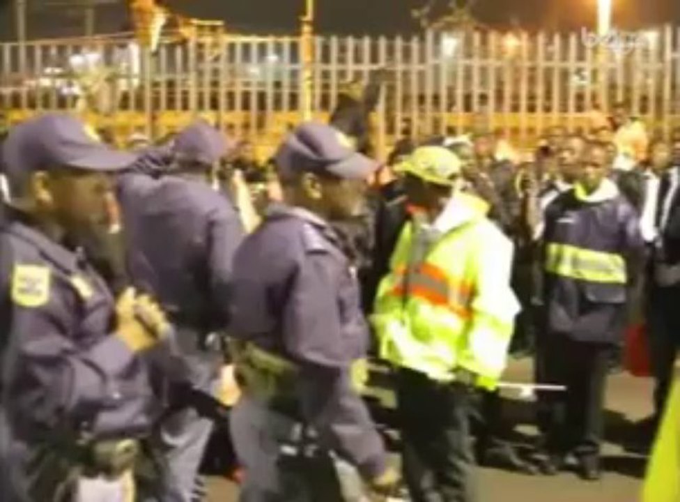 La police disperse une manifestation d'employés du Mondial