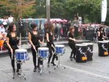 Drumcat Street Performance - Amazing girls playing drums like hell!
