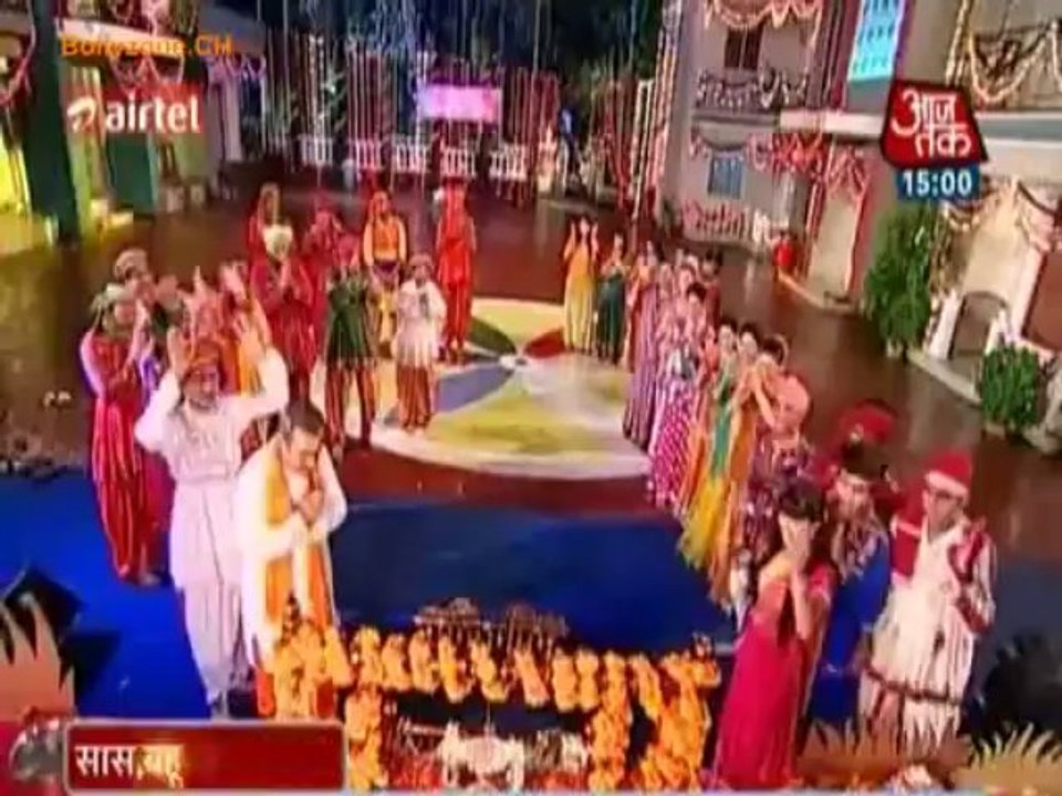 Saas Bahu Aur Betiyan [Aaj Tak] 27th August 2013 Video Watch Online - Pt2