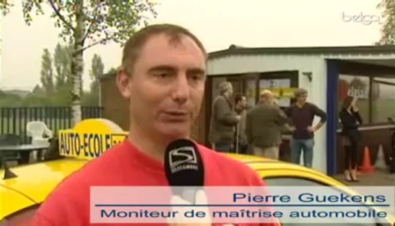 Des cours de conduite pour les aveugles