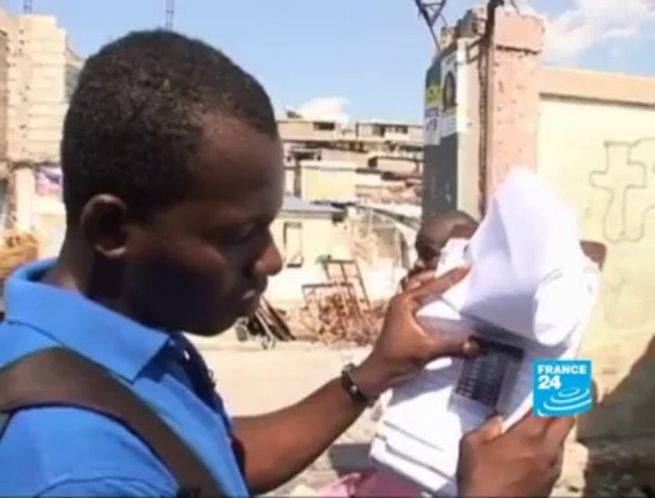 La qualité de l'eau dans les camps de sinistrés au coeur de toutes les attentions (France 24)