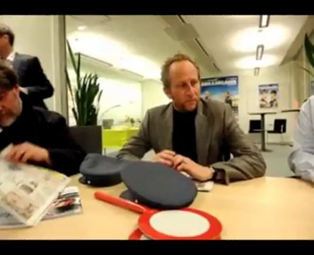 Dany Boon et toute l'équipe de Rien à déclarer ont rendu visite à La Capitale