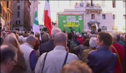 Berlusconi, absent à l'ouverture de son procès "Rubygate"