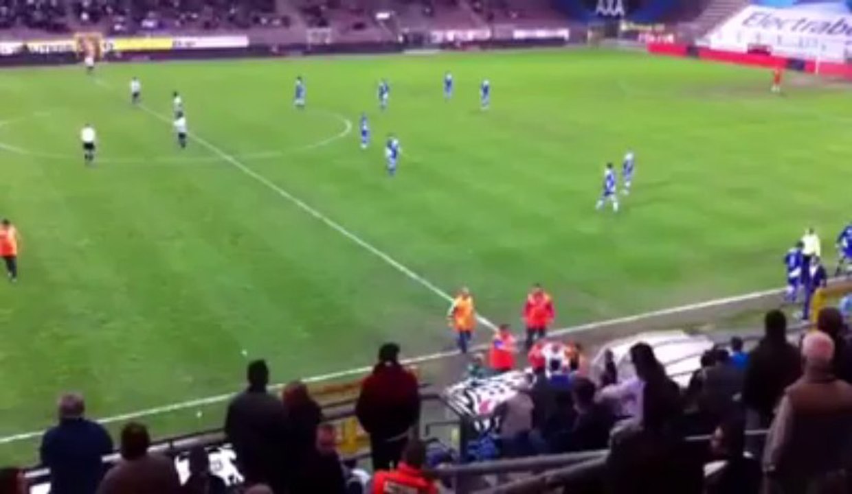 Charleroi en D2: les incidents avec les supporters carolos (vidéo 2)