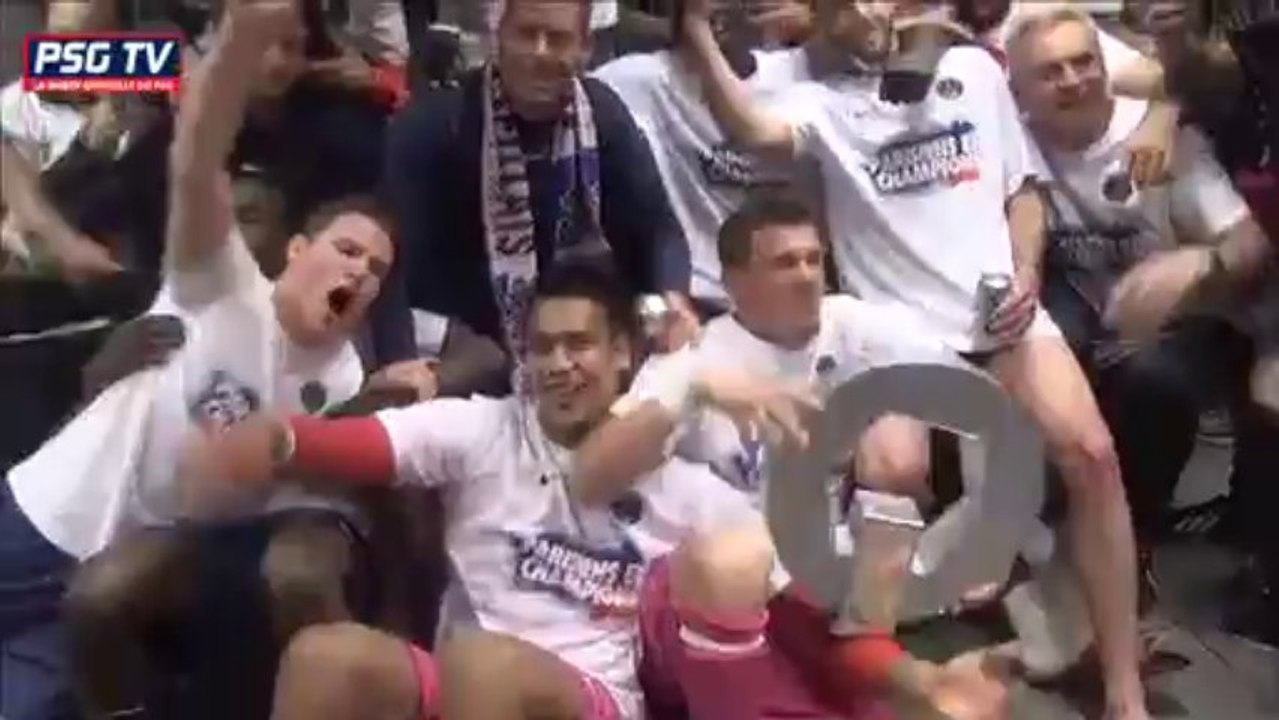 Les Parisiens fêtent le titre !