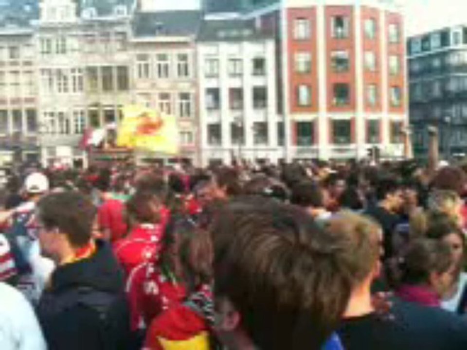 Genk-Standard: ambiance de la Place Saint-Lambert (04)