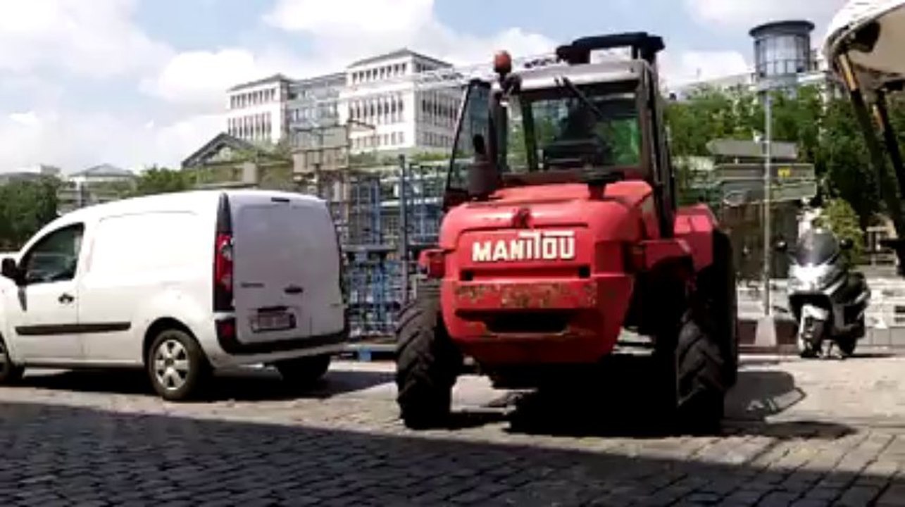 Les préparatifs de Bruxelles les Bains