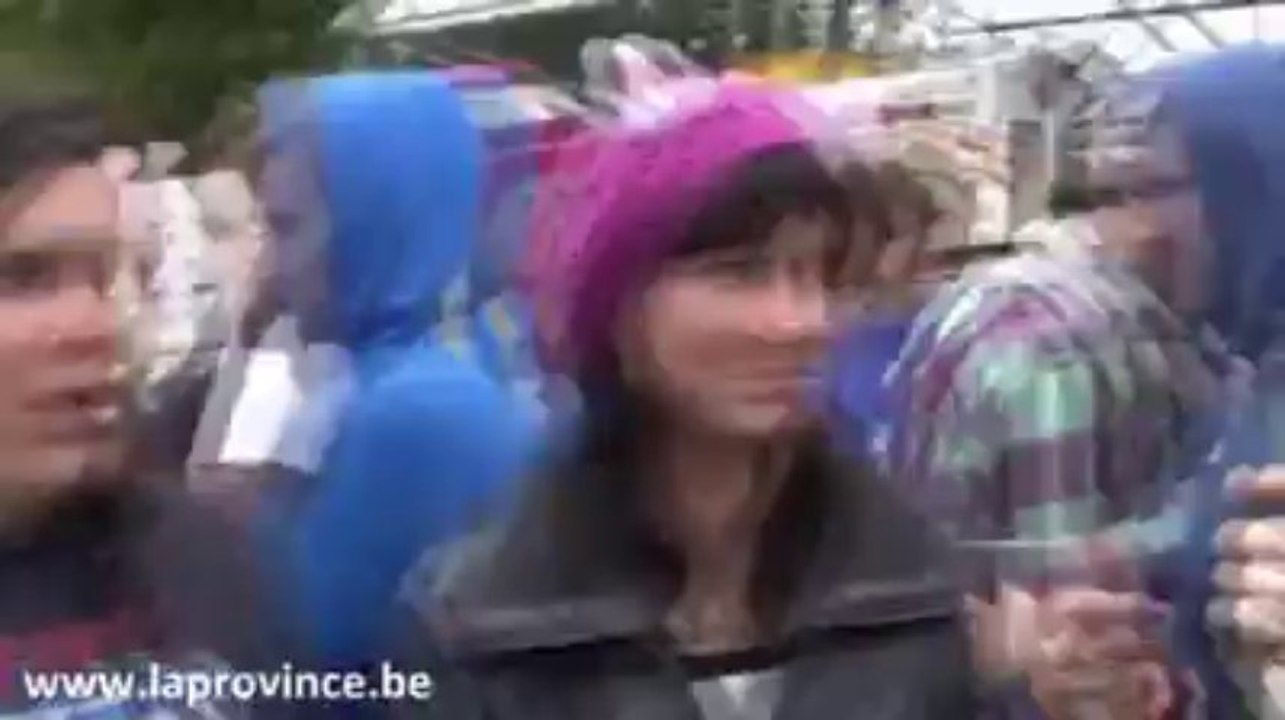 Dour Festival 2011 : un petit coucou à papa et maman ?