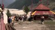 Pilgrims carrying idol of goddess Ganga