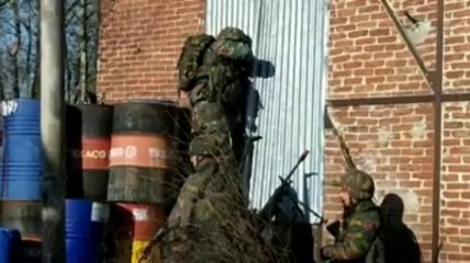 Carrière d’Haumont: les militaires ont envahi “ la mine ” à la recherche d’armes cachées