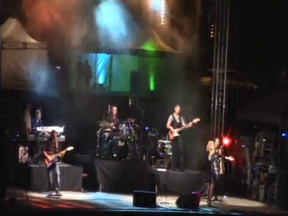 Jeanne Mas à Agde 13 août 2013 Rappel En Rouge et Noir