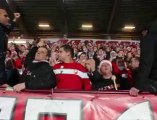 Les supporters célébrent Noël à leur façon