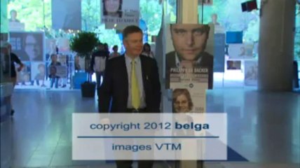 Le fisc dispose des comptes de Karel De Gucht