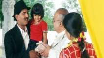 Ammulu Movie Cuts-08 -  Vandemataram Srinivas Beg Money From People For Operation Of Ammulu - Suman, Greeshma - HD