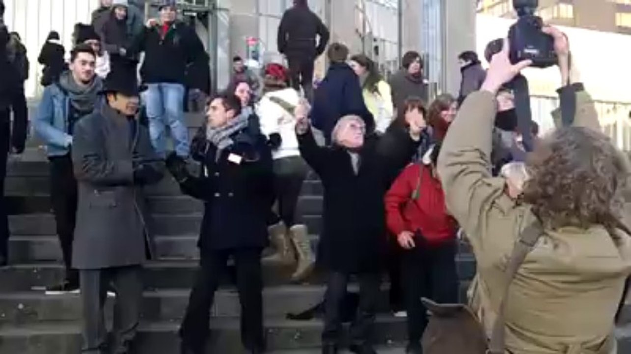 Bruxelles: flashmob au Botanique sur la "Danse des canards" (2)
