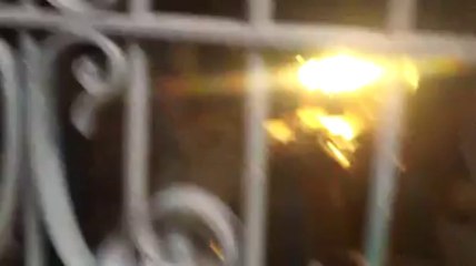 Incendie rue Goffart: la police scientique dans l'appartement de la victime