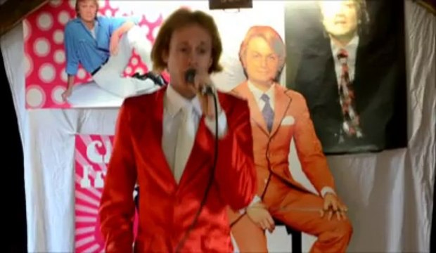 Mouscron: François Claude sosie de Cloclo chante Le lundi au soleil