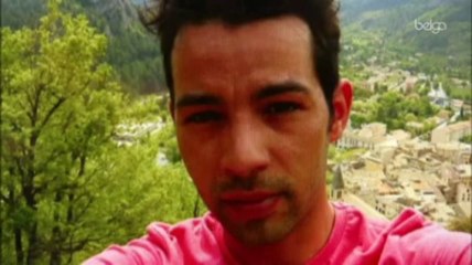 Trois personnes arrêtées pour avoir mortellement roué de coups un homme